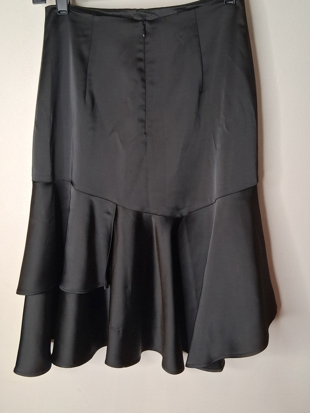 Zara Black Satin Asymmetrical Ruffle Skirt NWT XS - Picture 3 of 5